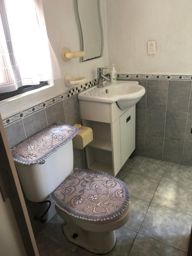 Amplia Habitacion Tipo Ejecutiva Con Bano Y Acceso Privados Toluca Esterno foto